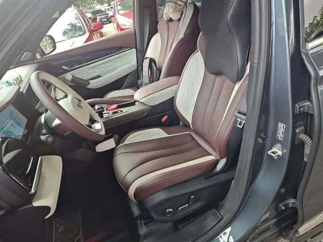 Geely Xingyue L — Фото автомобиля 10