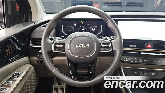 Kia Carnival Generation 4 — Фото автомобиля 21