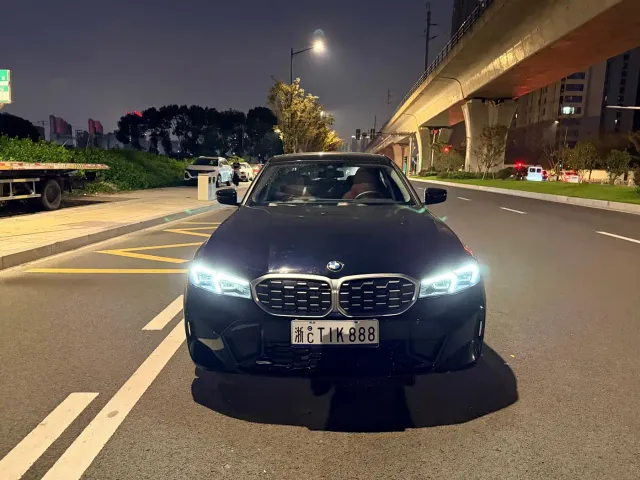 BMW 3 Series — Фото автомобиля 2