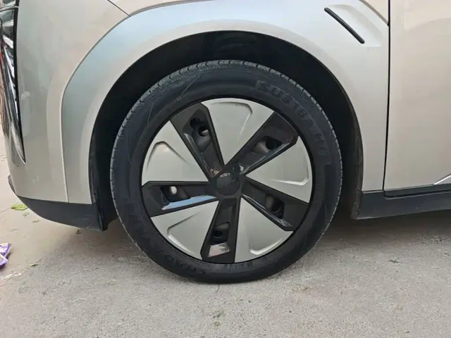 GAC Aion Y — Фото автомобиля 22