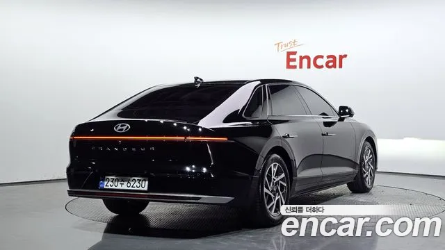 Hyundai Grandeur GN7 — Фото автомобиля 2