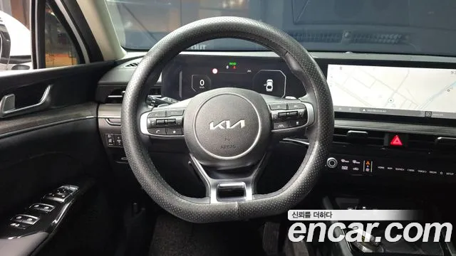 Kia K5 — Фото автомобиля 19