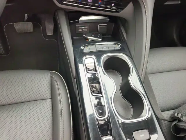 Buick Envision Plus — Фото автомобиля 13