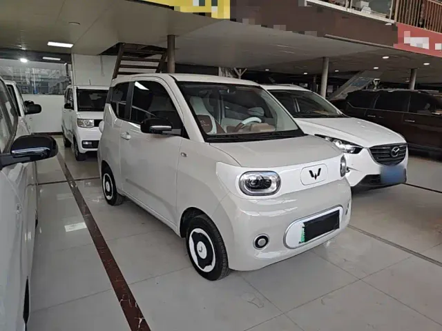 Wuling Hongguang Mini EV — Фото автомобиля 3