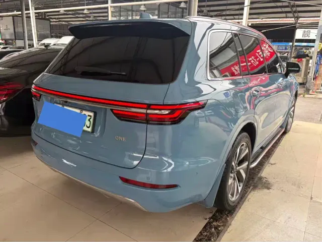 Li Auto ONE — Фото автомобиля 12