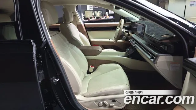Hyundai Grandeur GN7 — Фото автомобиля 17