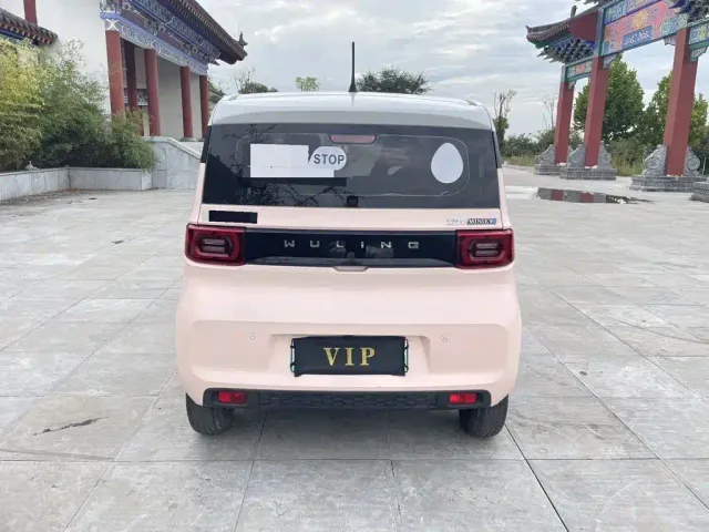 Wuling Hongguang Mini EV — Фото автомобиля 8