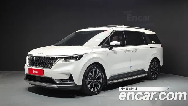Фотография автомобиля — Kia Carnival 4th Gen