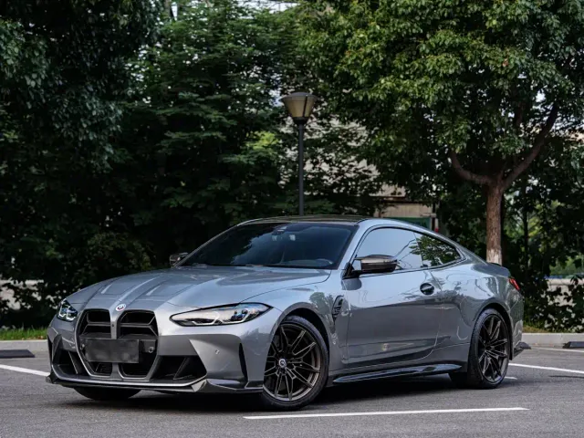 Фотография автомобиля — BMW M4