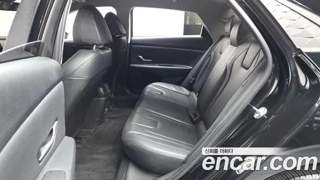 Hyundai Avante CN7 — Фото автомобиля 25