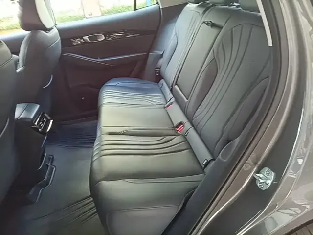Geely Galaxy Galaxy E5 2026 610km Explorer+ Edition — Фото автомобиля 16