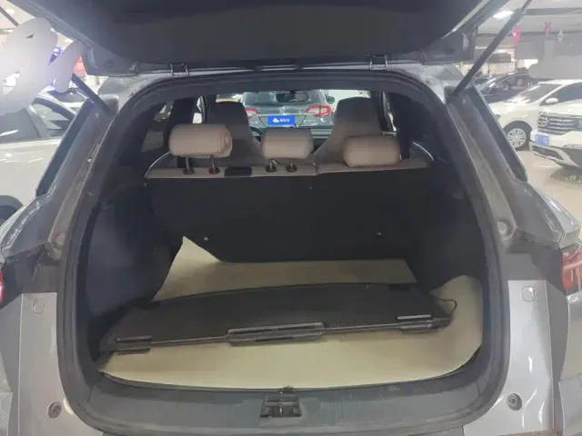 BYD Song Pro — Фото автомобиля 4