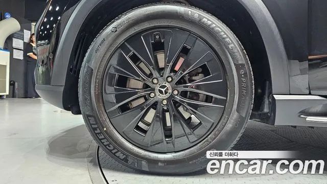 Mercedes-Benz GLE-Class — Фото автомобиля 5