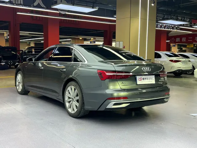 Audi A6L — Фото автомобиля 17