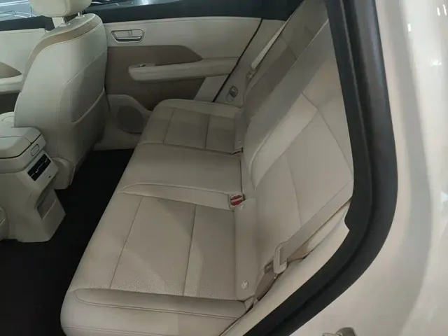 Toyota BoZhi 3X — Фото автомобиля 16