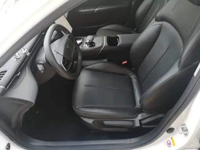 Changan Lamore — Фото автомобиля 14