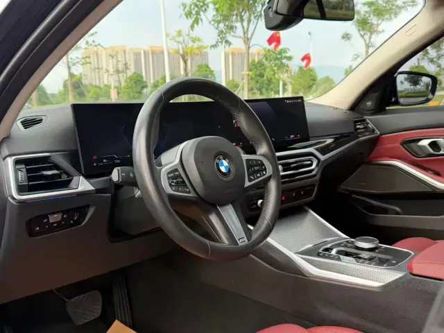 BMW 3 Series — Фото автомобиля 13