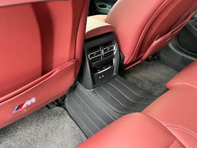 BMW 3 Series — Фото автомобиля 6