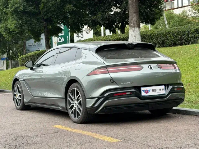 Denza Z9GT — Фото автомобиля 4