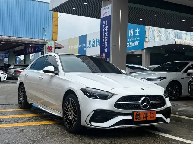 Mercedes-Benz C-Class — Фото автомобиля 3