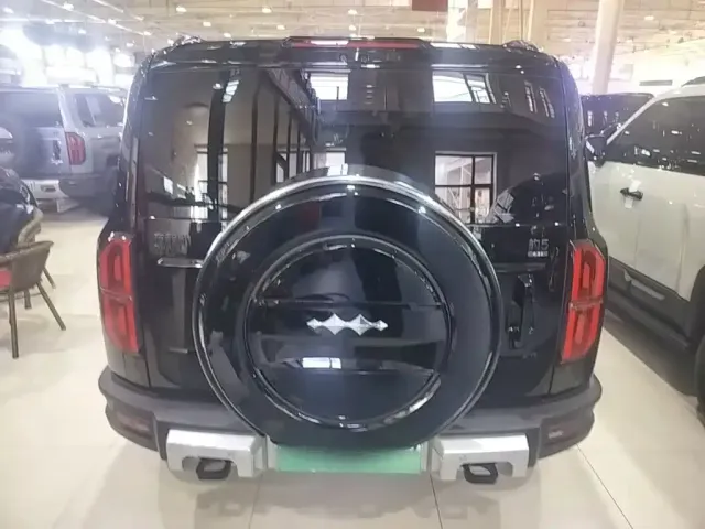 BYD FangChengBao Leopard 5 — Фото автомобиля 5