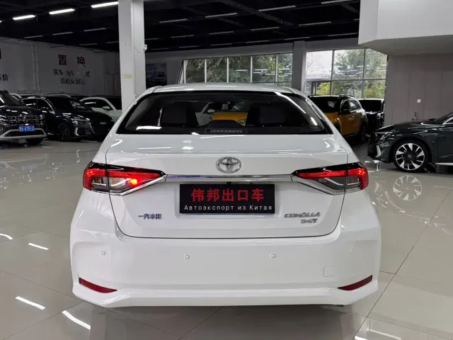 Toyota Corolla — Фото автомобиля 5