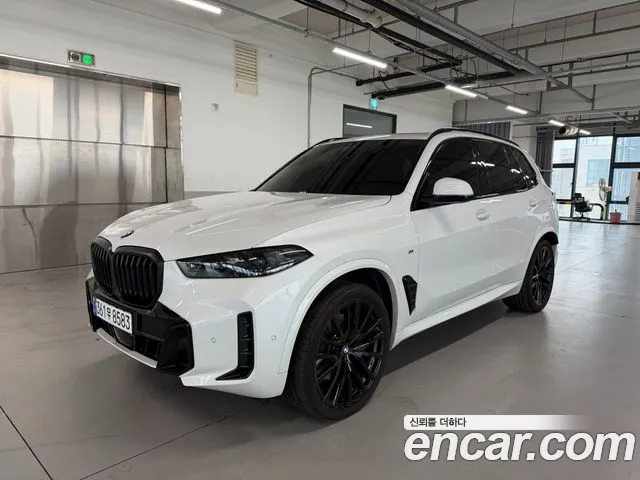 Фотография автомобиля — BMW X5 G05