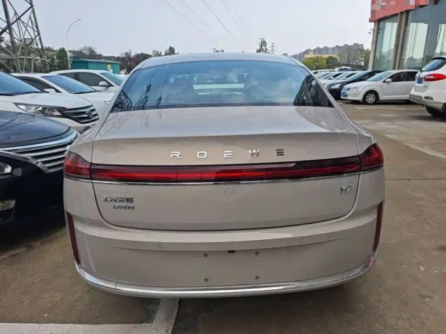 Roewe M7 DMH — Фото автомобиля 5