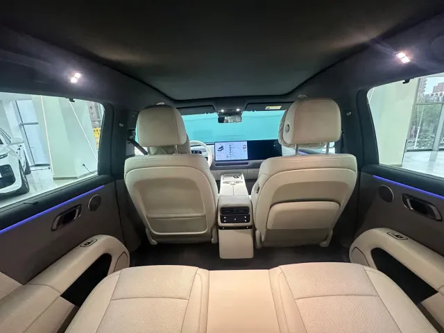 Li Auto i6 — Фото автомобиля 7