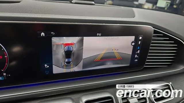 Mercedes-Benz GLE-Class — Фото автомобиля 16