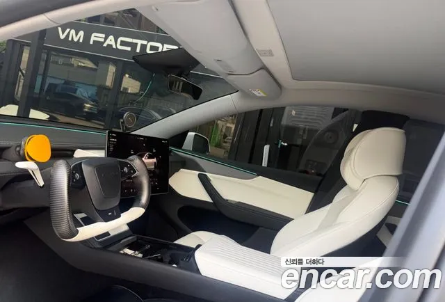 Tesla Model Y — Фото автомобиля 6