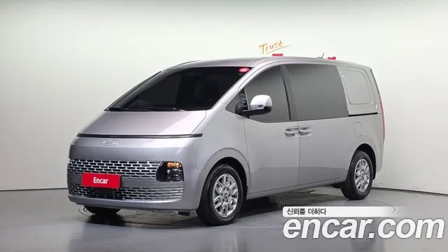 Фотография автомобиля — Hyundai Staria