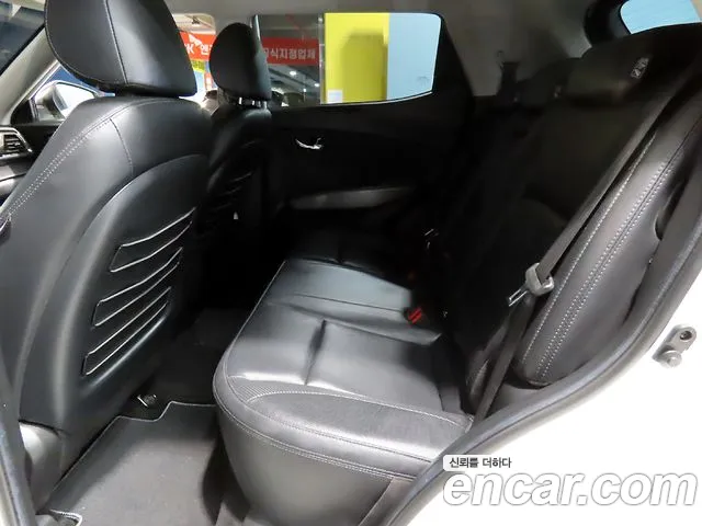 KG_Mobility_Ssangyong TIBOLI Very New Tivoli Бензин 1.5 2WD — Фото автомобиля 11