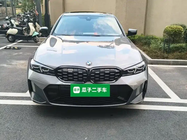 BMW 3 Series — Фото автомобиля 2