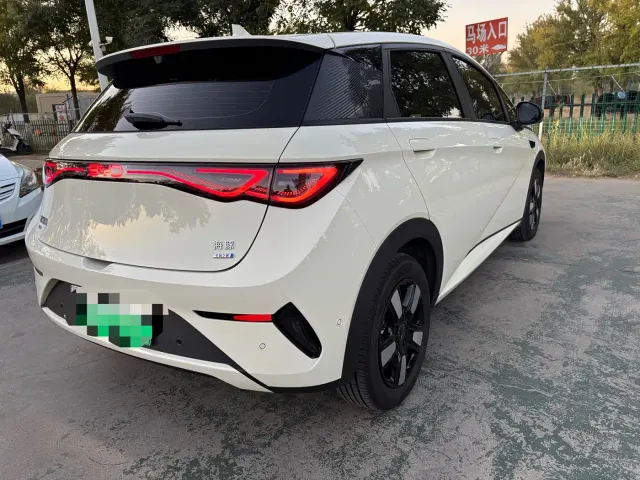 BYD Dolphin — Фото автомобиля 14