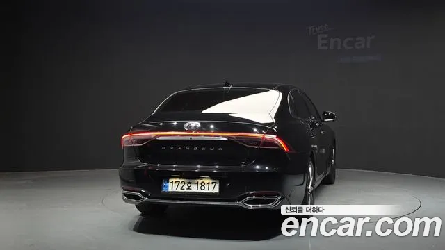 Hyundai Grandeur New — Фото автомобиля 4