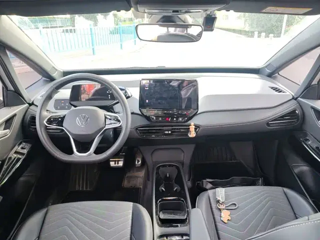 Volkswagen ID.3 — Фото автомобиля 9