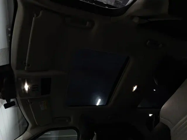 Land Rover Discovery — Фото автомобиля 14
