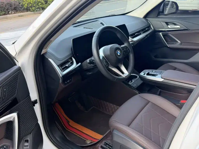 BMW X1 — Фото автомобиля 6