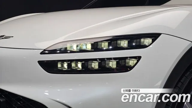 Genesis GV60 — Фото автомобиля 22