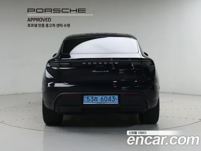Porsche Macan Electric — Фото автомобиля 4