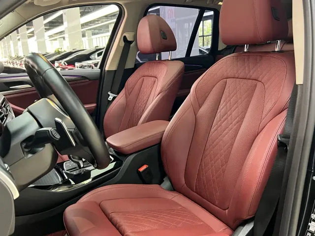 BMW X3 — Фото автомобиля 9