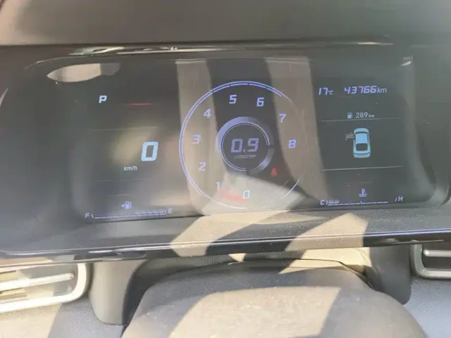 Hyundai Elantra — Фото автомобиля 14