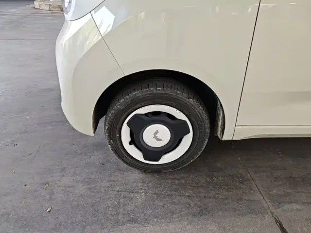 Wuling Hongguang Mini EV — Фото автомобиля 22