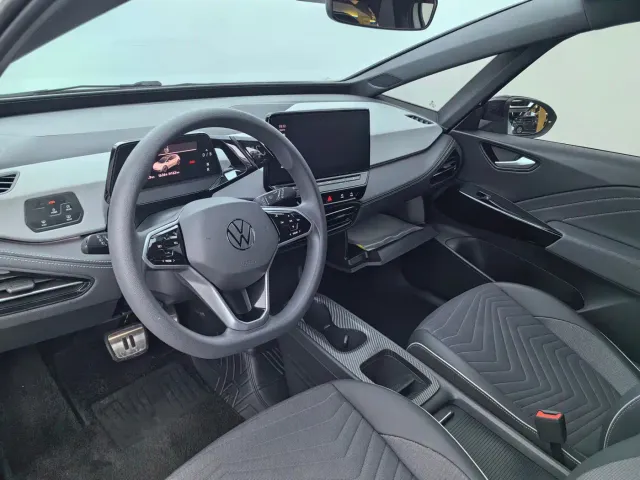 Volkswagen ID.3 — Фото автомобиля 16