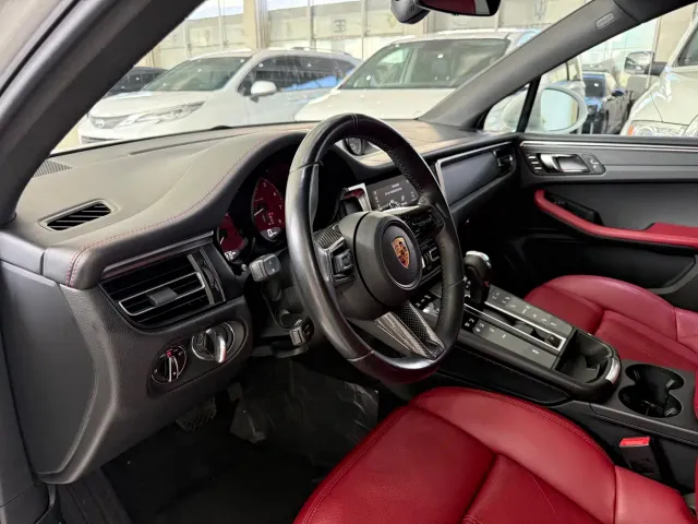Porsche Macan — Фото автомобиля 5