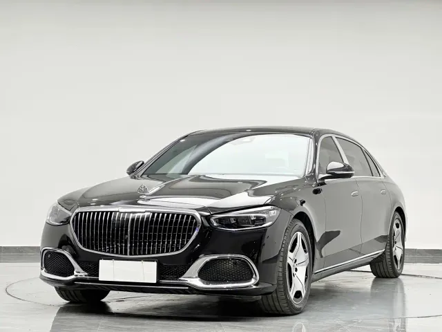Фотография автомобиля — Mercedes-Benz Maybach S-Class