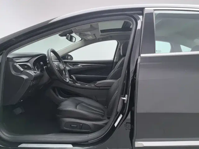 Buick LaCrosse — Фото автомобиля 10