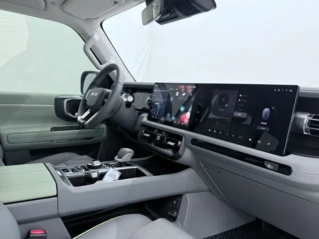 BAIC BJ40 — Фото автомобиля 9