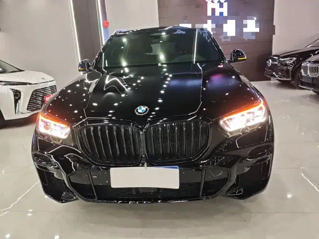BMW X5 — Фото автомобиля 2